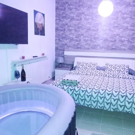 Atico Rilque, Independientes Con Jacuzzi Privado Y Terraza En