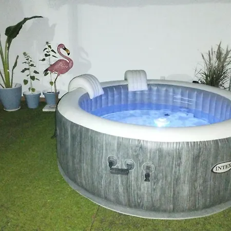Atico Rilque, Independientes Con Jacuzzi Privado Y Terraza En ロンダ