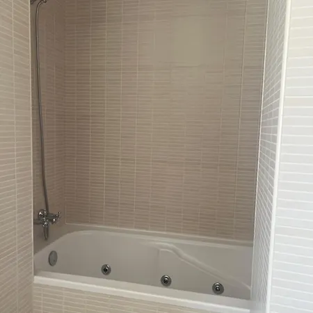 Апартаменты Atico Rilque, Independientes Con Jacuzzi Privado Y Terraza En Ронда