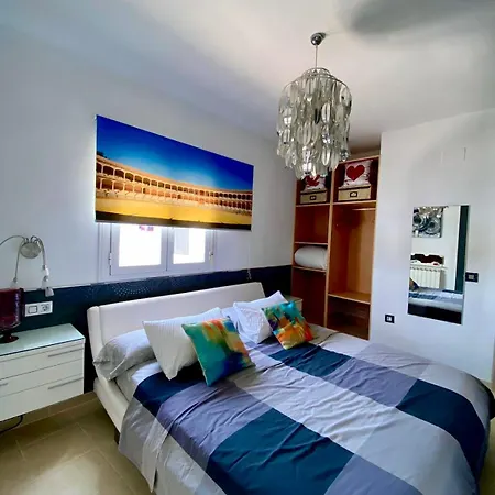 Atico Rilque, Independientes Con Jacuzzi Privado Y Terraza En Апартаменты Ронда