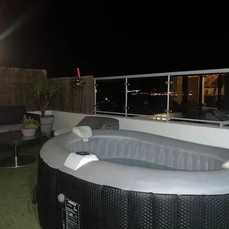 Atico Rilque, Independientes Con Jacuzzi Privado Y Terraza En Ронда