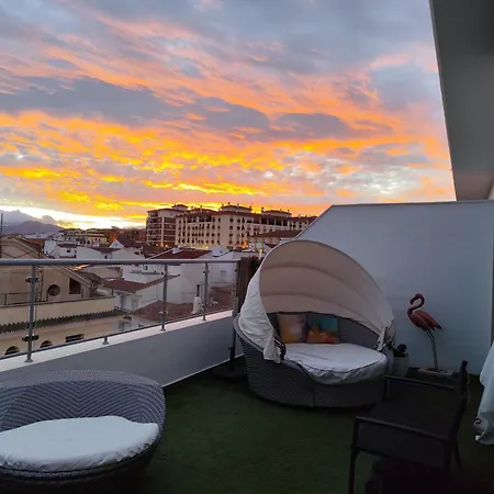 Atico Rilque, Independientes Con Jacuzzi Privado Y Terraza En アパート ロンダ