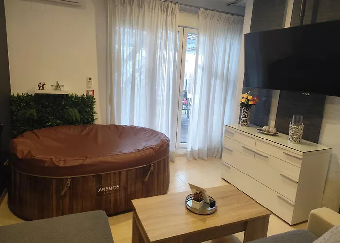 ático Rilque, Independientes Con Jacuzzi Privado Y Terraza En Appartamento Ronda